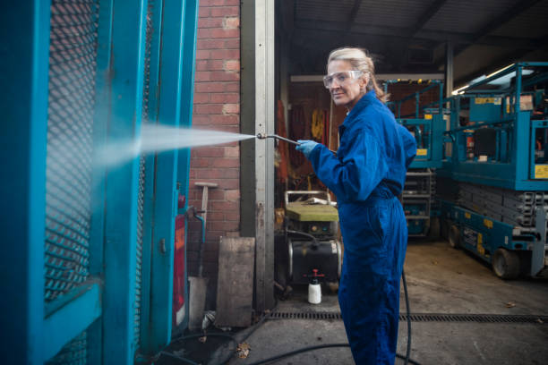 Best Machinery and Equipment Cleaning  in Lino Lakes, MN